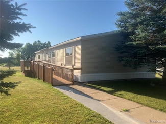316 Hidden Ridge Rd, Morrice, MI 48857