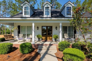 4773 Pawnee Dr, Hahira, GA 31632