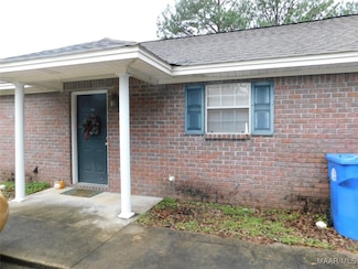215 Pine St, Prattville, AL 36067