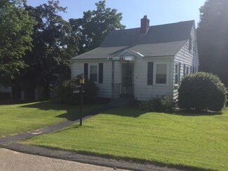 27 High St, Templeton, MA 01468