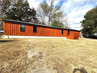 207 S Jefferson St, Weir, KS 66781
