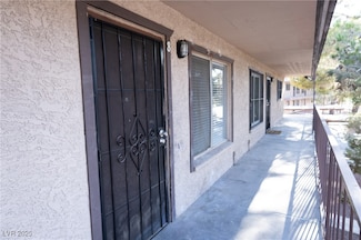 605 S Royal Crest Cir Unit 8, Las Vegas, NV 89169