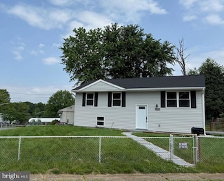 8110 Manson St, Hyattsville, MD 20785