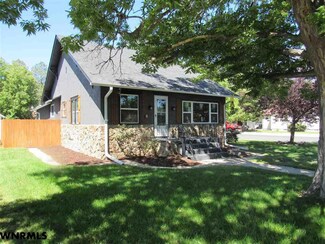 2224 Avenue B, Scottsbluff, NE 69361