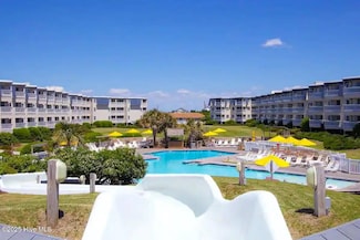 1904 E Ft MacOn Rd Unit 130, Atlantic Beach, NC 28512