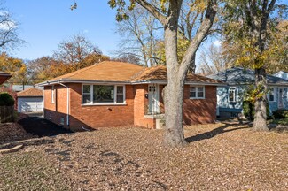18330 Ridgewood Ave, Lansing, IL 60438