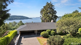 5669 NE 180th St, Kenmore, WA 98028