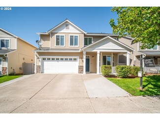 2312 NW 10th St, Battle Ground, WA 98604