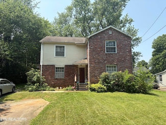 2703 Bridalwood Dr, Knoxville, TN 37917