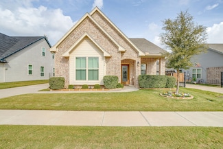 616 Joy Ct, Burleson, TX 76028