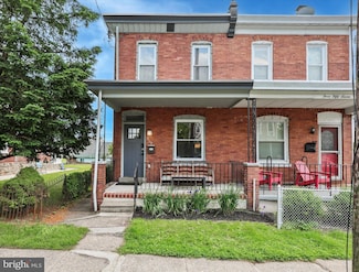 359 Lemonte St, Philadelphia, PA 19128
