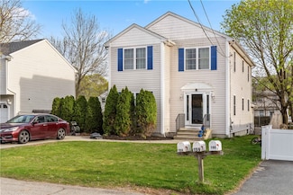 156 Coburn St, Warwick, RI 02889