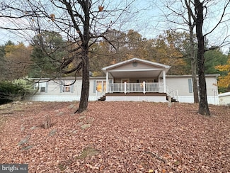 5094 New Lancaster Valley Rd, Milroy, PA 17063