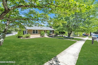 90 Burr St, Barnegat, NJ 08005
