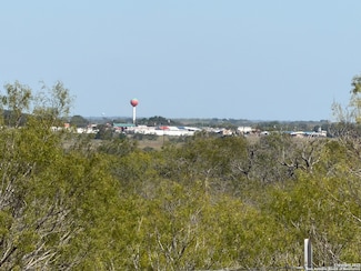 2929 Fm 2146, Poteet, TX 78065