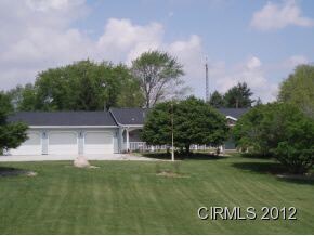 146 Whites Dr, Somerset, IN 46984