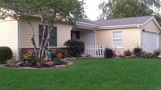 418 Thornapple Ln, Libertyville, IL 60048