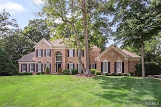 17732 Birch Leaf Ct, Chesterfield, MO 63005