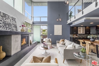 333 S Wilton Place Unit 12, Los Angeles, CA 90020