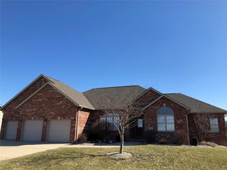394 Golden Eye Ct, Staunton, IL 62088