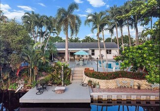 1905 Meadow Ct, West Palm Beach, FL 33406