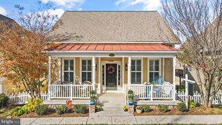 17450 Lethridge Cir, Round Hill, VA 20141