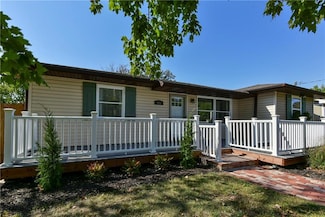 405 S Summit St, Girard, KS 66743