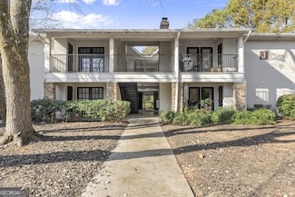 1150 Collier Rd NW Unit J-18, Atlanta, GA 30318