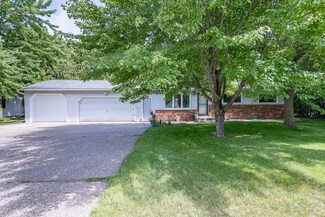 2970 Cedar Dr, Plover, WI 54467