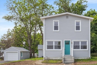 69 Taftville Rd Rd, Norwich, CT 06360