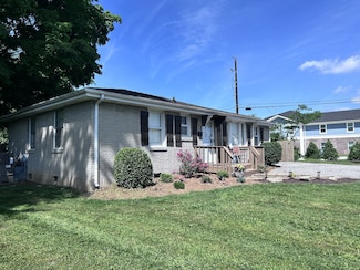 912 Robinson Rd, Old Hickory, TN 37138