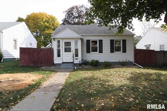 723 23rd St, Bettendorf, IA 52722