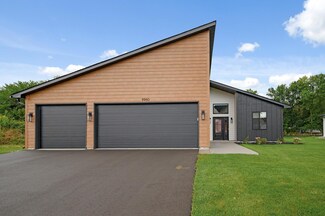 9960 14th Cir NE, Saint Michael, MN 55376