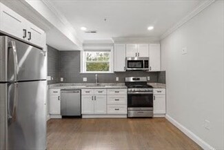 33 Merriam St Unit 2, Somerville, MA 02143