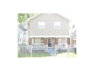 4629 Tracy Ave, Kansas City, MO 64110