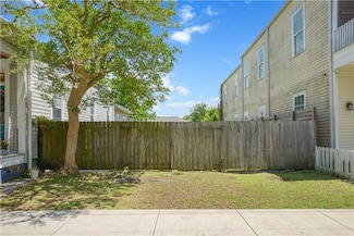 2105 Josephine St, New Orleans, LA 70113
