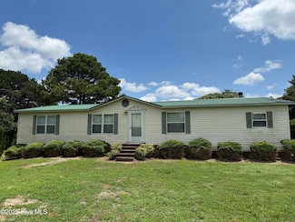 6028 Wayne Memorial Dr, Pikeville, NC 27863
