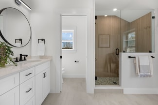 22 James St Unit 2, Woburn, MA 01801
