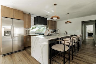 2275 Ivy Rd, Oceanside, CA 92054