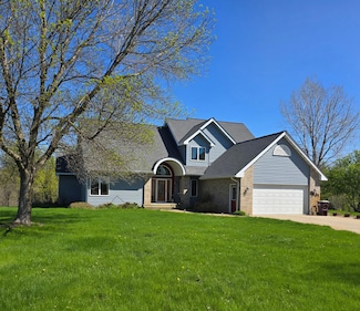 8431 County 17 Blvd, Cannon Falls, MN 55009