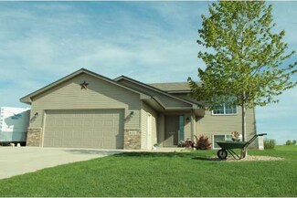 1031 Aspen Cir, Maple Lake, MN 55358