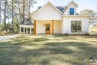 903 Massee Ln, Perry, GA 31069