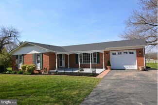 4114 Rectortown Rd, Marshall, VA 20115