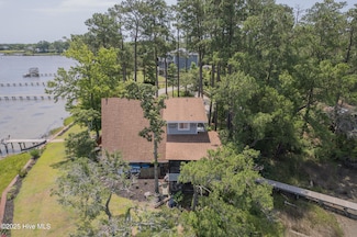 211 Fannie Creek Ln, Sneads Ferry, NC 28460