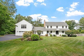 77 Mooar Hill Rd, Hollis, NH 03049