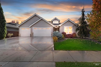3715 W Star Hollow Dr, Meridian, ID 83646