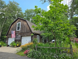 103 S Killingly Rd, Foster, RI 02825
