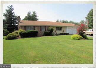 6130 Edmont Dr, Frederick, MD 21704