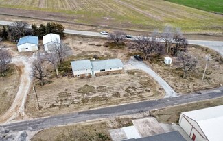 604 E Spaulding Ave, Glasco, KS 67445