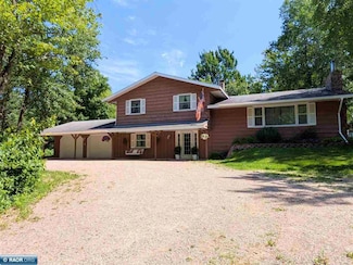 6562 Redwood Rd, Virginia, MN 55792